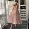 Robe courte rose simple et légère, bretelles Spaghetti, en Tulle, à plusieurs niveaux, robe de bal, longueur thé, robe de soirée