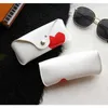 Fashion Designer Zonnebril Case Merk Letter Eye Hart Unisex Luxe Ogen Sunglass Box Verpakking Met Bril Doek ACC