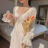 Повседневные платья Белая Принцесса Элегантное Fairy Платье Женщины Корейский Длинный Рукав Шифон Винтаж MIDI Осень 2021 Высокая талия Одежда