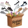 Mystery Box Surprises Tênis de Basquete Masculino Tênis de Corrida Plataforma Sapatos Casuais Treinadores Esportes 1s 4s 11s 12s Tn Plus Snow Boots Triple S Novelty Scarpe Chaussures