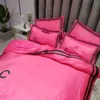 Conjuntos de roupa de cama de designer de moda rosa rosa, lençol de veludo para inverno, capa de edredom estampada, fronhas, fronhas de alta qualidade, tamanho queen, conjunto de edredom quente