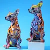 Enkel kreativ färg bulldogg chihuahua hund staty vardagsrum ornaments hem entré vin skåp kontor decors harts hantverk 210804