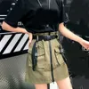 Uma linha zíper mulheres mini cargas saias bolsos faixas bodycon sólido senhoras short saia verão sexy preto cáqui bonito feminino 210730