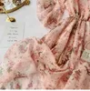 春の夏の女性ファッション甘い花柄のプリントシックなドレスVネック半袖カジュアルプリンセス女性210520