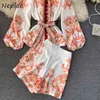 Nepleoe Court Style Print 2 шт. Женский набор Обратный воротник слойки длинный рукав блузка + высокая талия бедра широкие ноги шорты пружины 210423