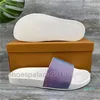 Colorido para mujer para hombre Zapatilla Láser Sandalias de verano Toboganes de playa Gradiente dnmvhjfg Señoras Sandali Baño Da Donna Zapatos Clásico Estampado marrón