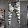 Włoski styl moda mężczyźni dżinsy retro slim fit elastic rozdzierający denim spodnie ołówek vintage projektant hip hop długi spodnie hombe