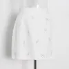 2ピースドレスデザイナーホワイトシングルブレストボウノットプリント2ボタンスーツ+ハイウエストミニAラインスカートセット2021