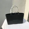 Echtes Leder Marke Stricken Umhängetaschen für Frauen Luxus Handtaschen Designer Umhängetasche Niedliche Einkaufstasche Sac Main Satchel