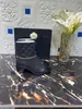 العلامة التجارية الكلاسيكية تصميم امرأة الشتاء مارتن الأحذية femal شعبية إيطاليا حقيقية جلد البقر جلدية أحذية قصيرة الحجم 35-40