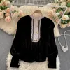 Court Tops Fashion Women's Sweet Wood Ear Stand Collar Stitched Retro Velvet T Shirts Höst Vinter Elegant Blus Q582 210527