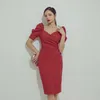 Vestito aderente sexy da donna coreana Abiti da festa midi con maniche corte a maniche corte con volant rosso per abbigliamento donna 210602