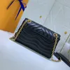 Luxury Shoulder Bag Women's Fashion V-Shape Designer Top Quality Vintage Gold Chain Leather Messenger Bags Size 24*14*9cm