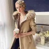 Dabuwawa Fashionable Down Coat Jacket Women's Hooded Warm Parkas Coat Hight Quality Female Winter Collection DT1DPK012 210520