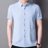 Camisas pretas Homens Manga Curta Sólida Casual Mens Camisa Trabalho Negócios Casamento Diário Marca Camisa Loose Linho Marca Chemise Home 210524