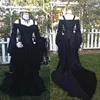 2022 Style gothique Belle au bois dormant robes de mariée noires Vintage robe de mariée victorienne épaule dénudée manches longues bouffantes dentelle corset corsage robes de mariée grande taille