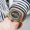 Kademan 브랜드 Trendy Fashon Cool Dial Mens Watches Quartz Watch Calendar 정확한 이동 시간 남성 손목 시계 279m