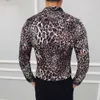 Леопард бархат мужские рубашки с длинным рукавом осенью и зимой роскошные смокинг платье рубашка мужчины повседневная стройная подходит рубашка плюс размер 4xL 210527