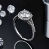 宝石のバレエ925スターリングシルバーハローエンゲージリング1.5ct 2 CT 3ct Dカラーダイヤモンドの女性ファインジュエリー211217