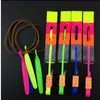 2021 Slingshot LED helicipador de iluminação de brinquedo led seta helicóptero voando foguete helicóptero voando brinquedo diversão presente c