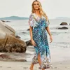 Multicolored Bikini Cover-ups Sexy V-hals Korte Mouw Boho Zomer Strand Jurk Plus Size Beachwear Badpak Cover Up Q1164 210420