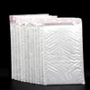 Sacs de courrier blanc 20 * 25 + 4 cm Enveloppe à bulles Auto-scellant Bulles Rembourrage Wrap Sac postal Pearl Film Envelope Courier Boîtes d'emballage étanches