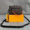 2021 sacs pour hommes de haute qualité et sacs à main de luxe pour femmes designer Mono-Orange en relief TOTAL célèbre sac à dos de boîte de messager de chaîne d'épaule en cuir de mode