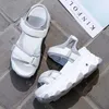 Zomer schoenen voor vrouwen platform sneakers chunky trainers vrouwelijke outdoor sandalen open teen platform hoge hakken dames schoenen