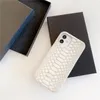 Diseñadores de lujo Cajas de teléfono para iPhone 12 11 Pro Max XR X 7 8 Plus Moda Protección de cuero Shell Funda a prueba de golpes Modelos de cubierta de teléfono celular al por mayor