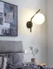 Siyah Altın Nordic Cam Duvar Lambası LED Kapalı Ay Wandlampt Yatak Odası Koridor Dekor Yuvarlak Modern Başucu Işık Duvar Işıkları 210724