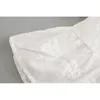 Sommer Französisch Stil Vintage Weiße Stickerei Quadrat Kragen Perle Schnalle Puff Sleeve Spitze Hemd Weiblichen Kurzen Chic 210508