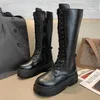 NUOVE Donne CALDE Stivali da combattimento Antumn Scarpe gotiche con plateau alto femminile Stivali in pelle nera Stivali con lacci da donna Stivali alti al ginocchio T231208