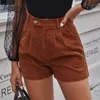Bouton de velours côtelé marron Fly Automne Hiver Shorts pour femmes Vintage Plissé Poche avant Taille haute décontractée Dames 210510