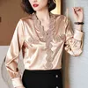 Koreańskie Bluzki Jedwabne Kobiety Haft Koszula Dla Koszulek Z Długim Rękawem Elegancka kobieta V Neck Koronki Topy Plus Rozmiar 210427