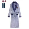 Men Casual Kimono Bathrobe Autumn Winter Flannel Long Robe Thick Warm Sleepwear Plus Size 4XL Nightgown Male Loose Home Wear 210901