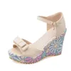 Sandalias de talla grande 34-43 con lazo para mujer, Sandalias de cuña con punta abierta de verano, Sandalias de tacón alto rosa y azul con plataforma estampada WSH3923