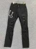 Luxurys designer tunna design mens jeans män denim blå broderi orm vintage stil hål mode byxa slim-ben motorcykel biker kausal hip hop byxor w28-w40