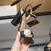 Hälta klassiska sandaler med hög grov klack läder mocka kvinna skor metall spänne fester 10 cm klackar bälte sexig dam 41-42