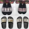 2021 latest men's and women's sandals and women's slippers flip-flops black white red green slippers shoes
