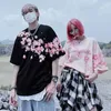 2019 Lato Wysokiej Jakości Cherry Blossom Drukuj Koszula z krótkim rękawem Bardzo Rękawem Zgadza Bawełna Hip Hop Romantic Men and Women Para Koszulka X0628