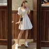 Été Blanc Mini robe femmes femmes manches bouffées de style coréen fée mousseline mousseline dames kawaii élégante fête vintage es 14556 210512