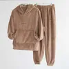 Frauen Flanell Winter Pyjamas Sets Weiche Dessous Top Langarm Oansatz Volle T-Shirt Hosen Homewear Warme Unterwäsche Q0706