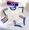 Baby Girls Designer Kläder Satser Ins Sommar Spädbarn Bomull Kortärmad T-shirt + Shorts 2PCS Suit Fashion Barn Striped Outfits S1206