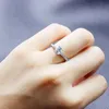 Cluster Rings Transgems 1CT Moissanite 5x7mm Silght Blue Color Engagement Ring 10K vitt guld för kvinnor Bröllopspresent med accenter
