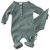 INS Kleinkind Baby Jungen Overalls Baumwolle Gerippter Stoff Blank Langarm Vorderknöpfe Designs Runder Kragen Neugeborene Strampler Einteilige Bodys Kleidung