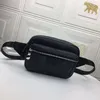 M30245 Bolsa de cintura ao ar livre Men Casual Cintura de couro Atividades ao ar livre Sacos de peito clássicos da moda Crossbody M30247 M302265G