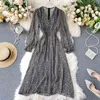 Wiosna Letnia Sukienka Casual Kobiet Bodycon Szyfonowa Es Damska Elegancka V-Neck Pojedynczy Kwiatowy Kwiatowy Midi Robe 210525