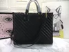 2022 Womens luxury designer messenger bag ladies handbag casual leather one shoulder handbags women shopping large B8