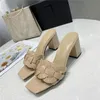 2021 Designer Tacchi in pelle di vitello Sandali da donna Luxurys Des Chaussures Cinghie intrecciate Scivoli piatti Infradito Mocassini