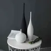 Vase en céramique noir et blanc, Design créatif Simple, décoration artistique faite à la main, modèle de salon, décoration de maison, 211315H